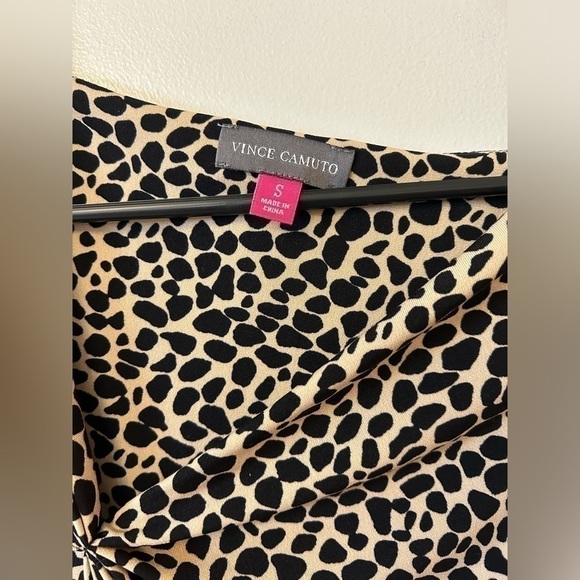 Vince Camuto leopard print ruched knot blouse - Picture 2 of 4